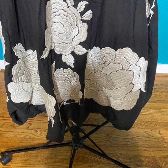 TIBI EMBROIDERED STRAPLESS MINI DRESS Sz 2 - Picture 4 of 11